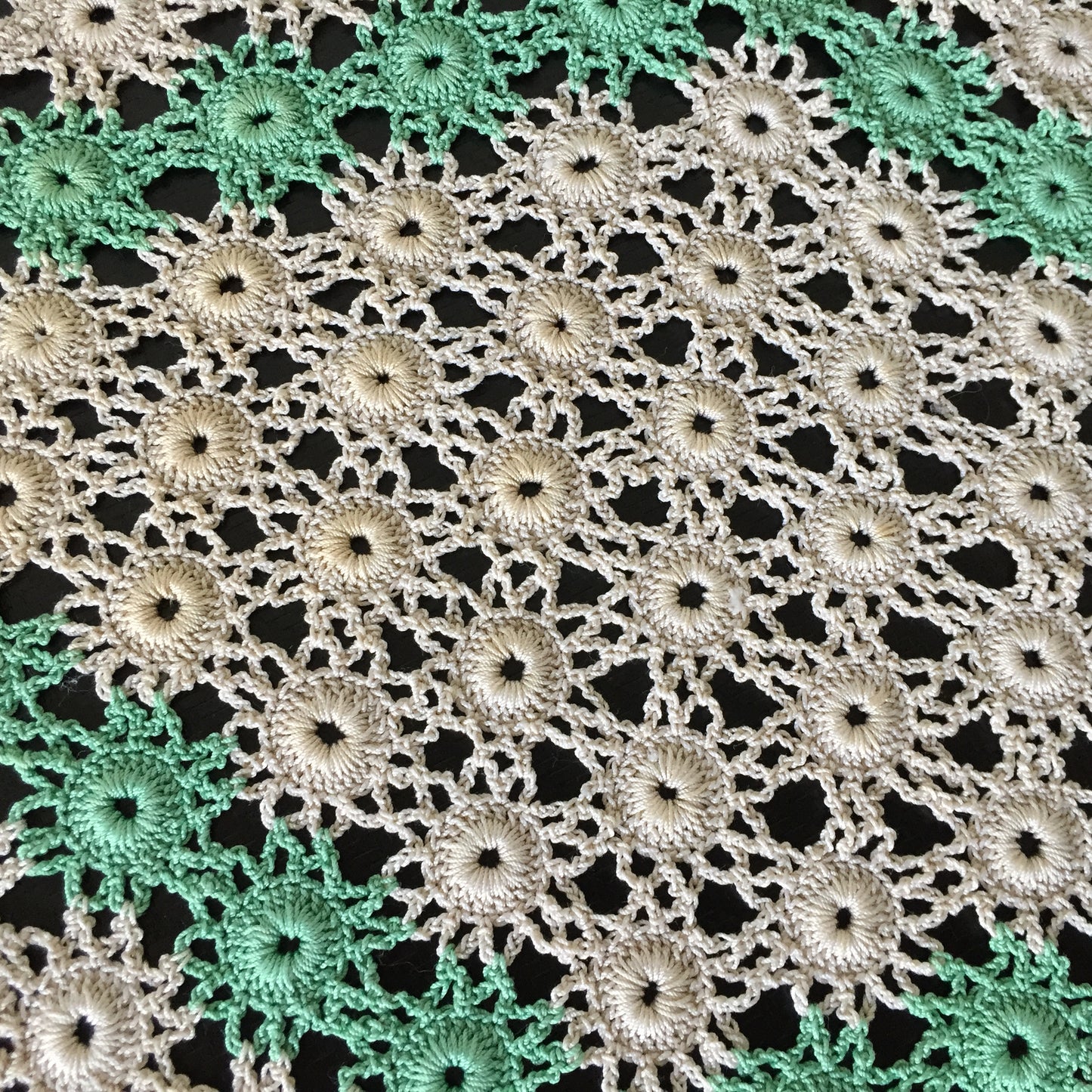 Vintage Crochet Lace Doily | Table Centre Mat | Beige & Green Floral Pattern