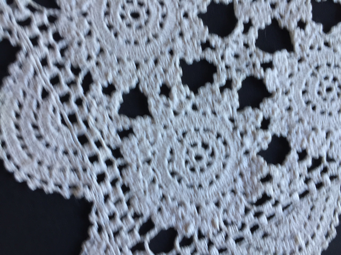 1980s Vintage Oblong Crochet Lace Tea Tray Cloth | Placemat