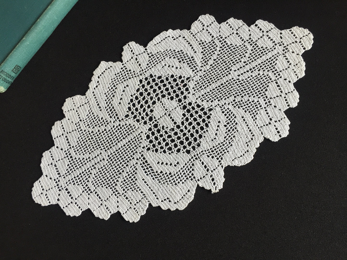 Edwardian Antique White Filet Crochet Lace Sandwich Doily