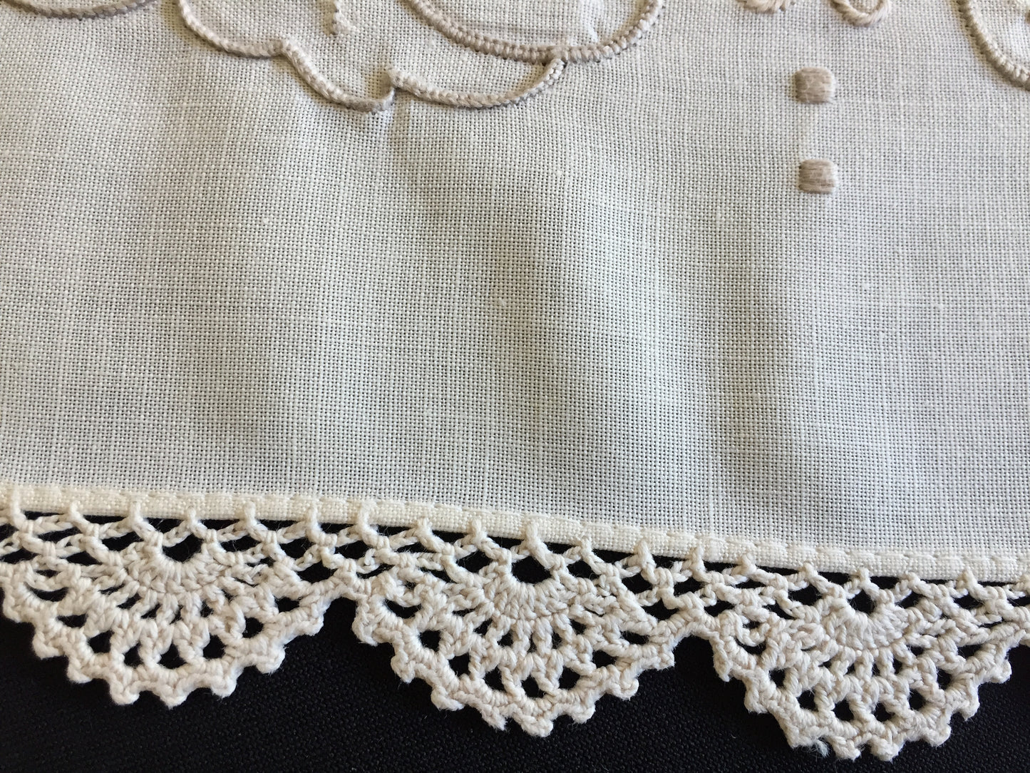 Vintage Hand Embroidered Beige Cotton Table Centre Doily with Crochet Lace Edging