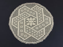Load image into Gallery viewer, ARABESQUE D'Oyley Mary Card Designed Crochet Lace Doily (USA Chart No 10) Extremely Rare Collectible
