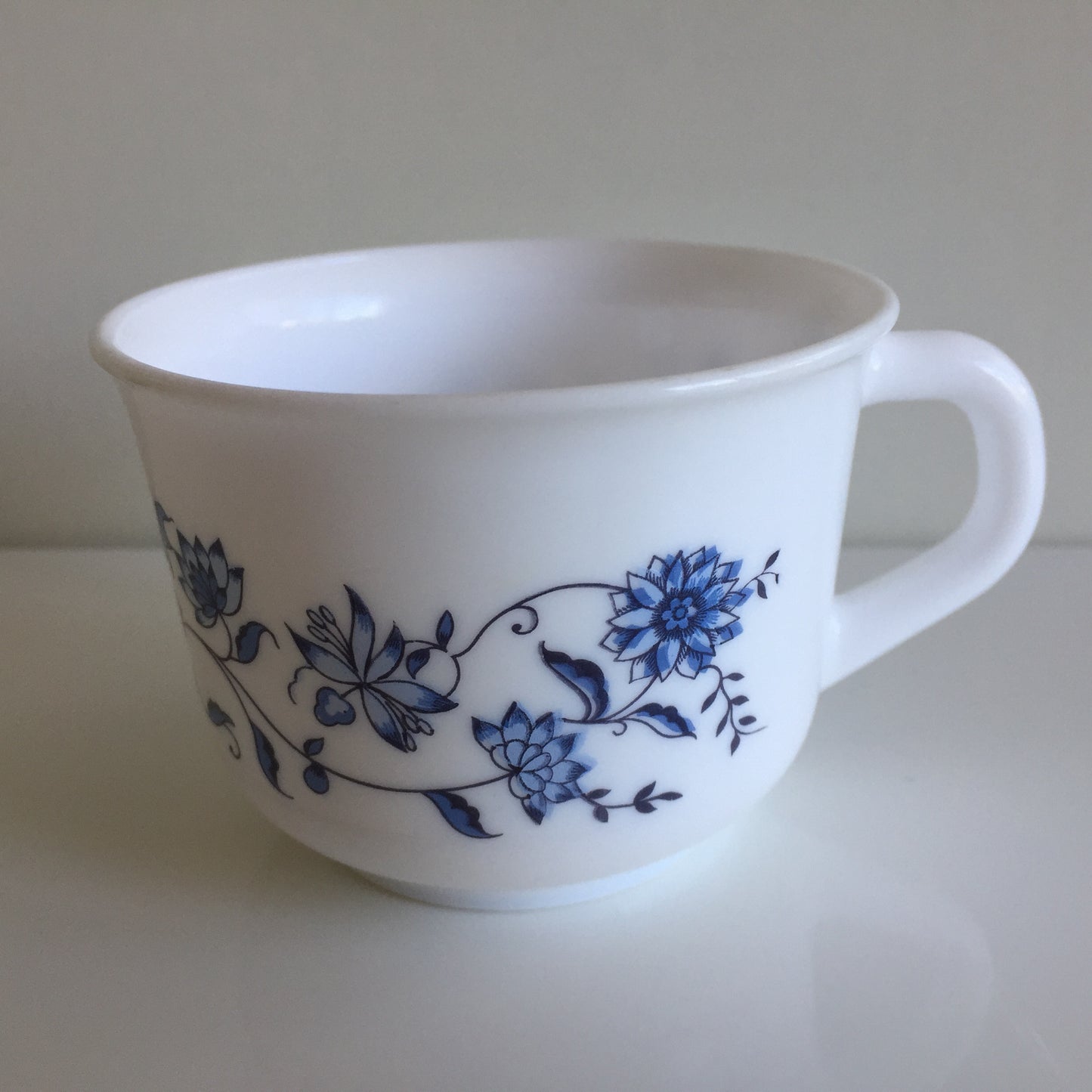 Vintage Arcopal France Solo Floral Teacup | Blue Onion | Aster Pattern