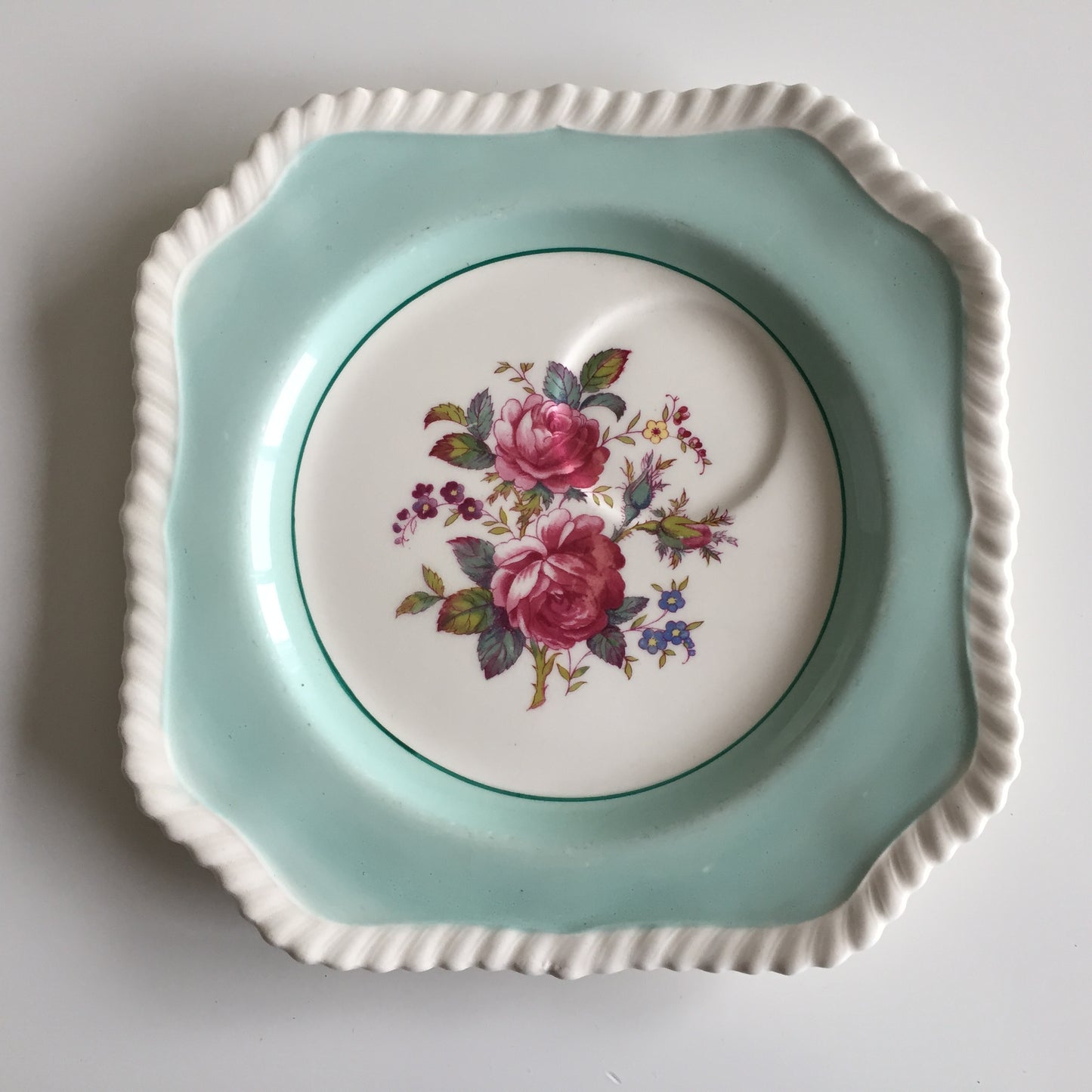Johnson Brothers Old English WindsorWare JB21 Light Blue Tennis Saucer