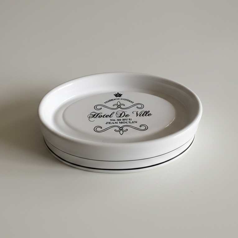 French Pharmacy Design Vintage White Porcelain Soap Dish