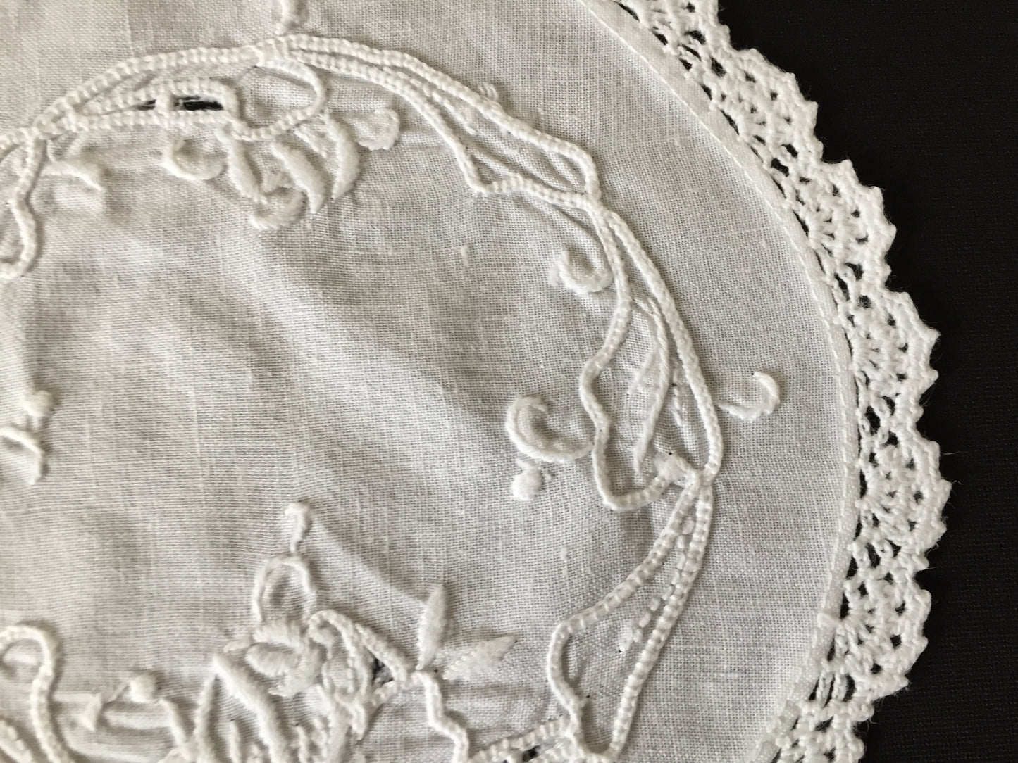 Madeira Cutwork 7" Vintage Embroidered Doily with a Crochet Lace Border
