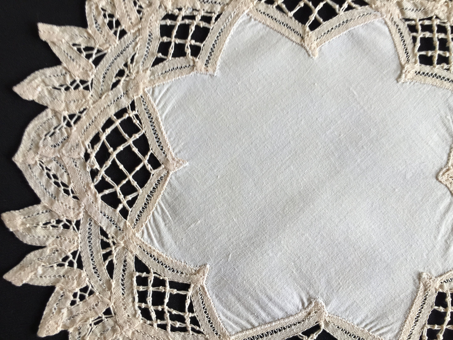 Handmade Vintage Beige Cotton 12" Battenburg/Bordeaux Lace Doily