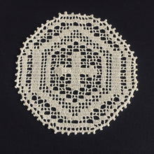 Load image into Gallery viewer, ARABESQUE D&#39;Oyley Mary Card Designed Crochet Lace Doily (USA Chart No 10) Extremely Rare Collectible