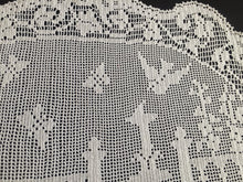 Load image into Gallery viewer, Mary Card Designed Collectible "GARDEN" Oval Tray Cloth (1932 Australian Home Beautiful, 1933 Needlework USA, English Chart No 75)