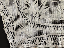 Load image into Gallery viewer, Mary Card Designed Collectible "Pond Lily" (1930s) Vintage Crochet Lace Placemat Doily Chart 80