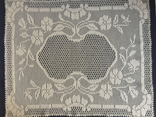 Load image into Gallery viewer, Mary Card Designed "RAMBLER ROSE" (1936) Large Vintage Crochet Lace Tray Cloth or Table Centre Mat