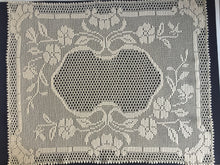 Load image into Gallery viewer, Mary Card Designed "RAMBLER ROSE" (1936) Large Vintage Crochet Lace Tray Cloth or Table Centre Mat