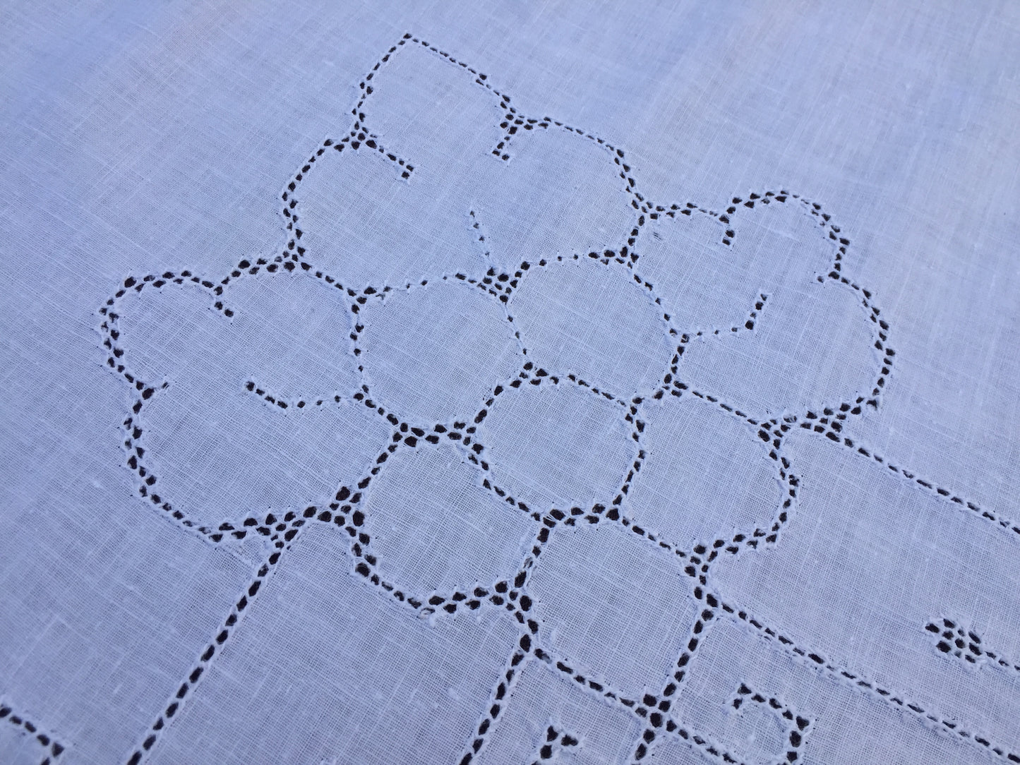 Mary Card "SPRING SONG" Crochet Lace and Linen Collectible Vintage Tablecloth Weldon's Practical Needlework (cca 1930s)
