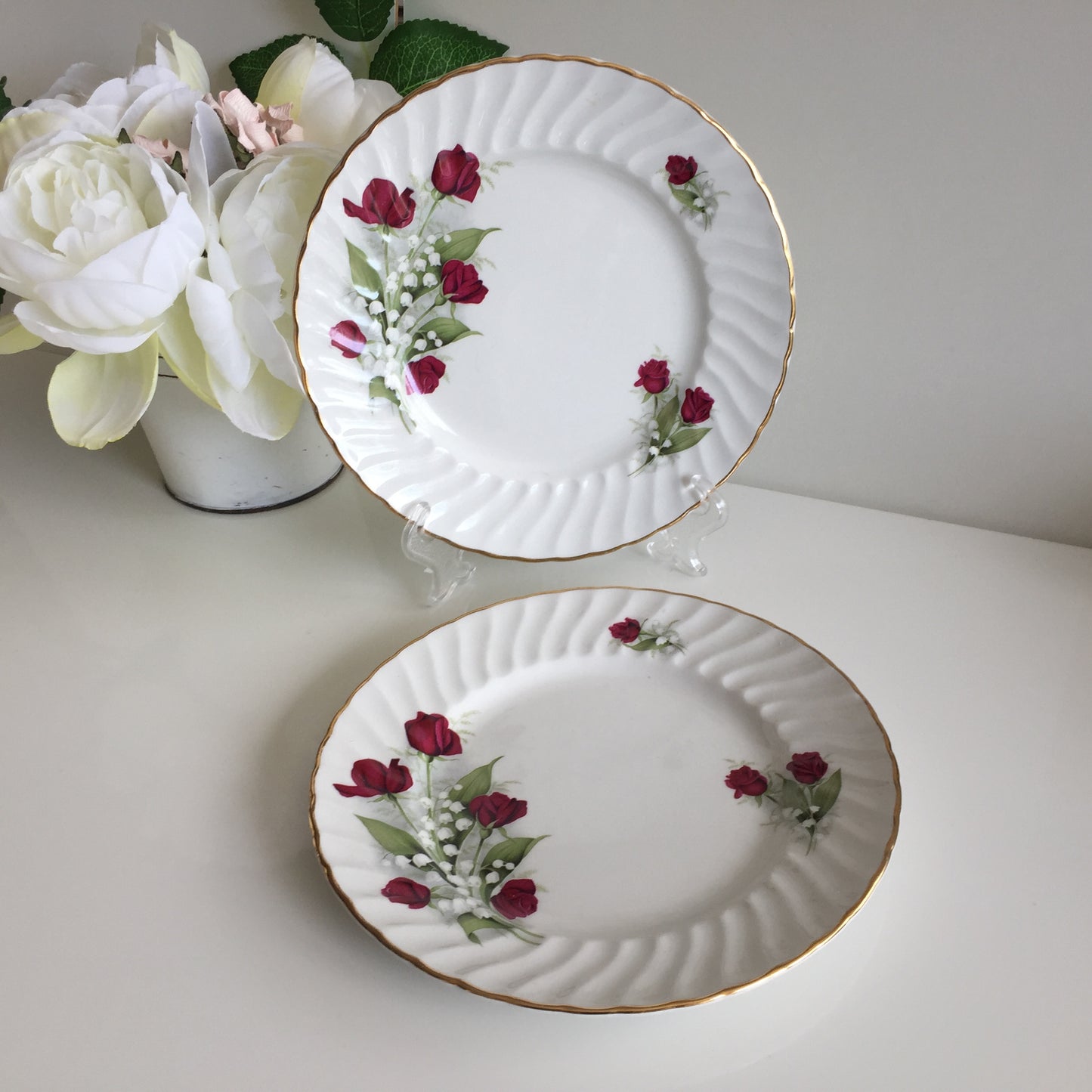 A Pair of Vintage Swinnertons Royal Wessex England "BOUQUET" Pattern Side Plates