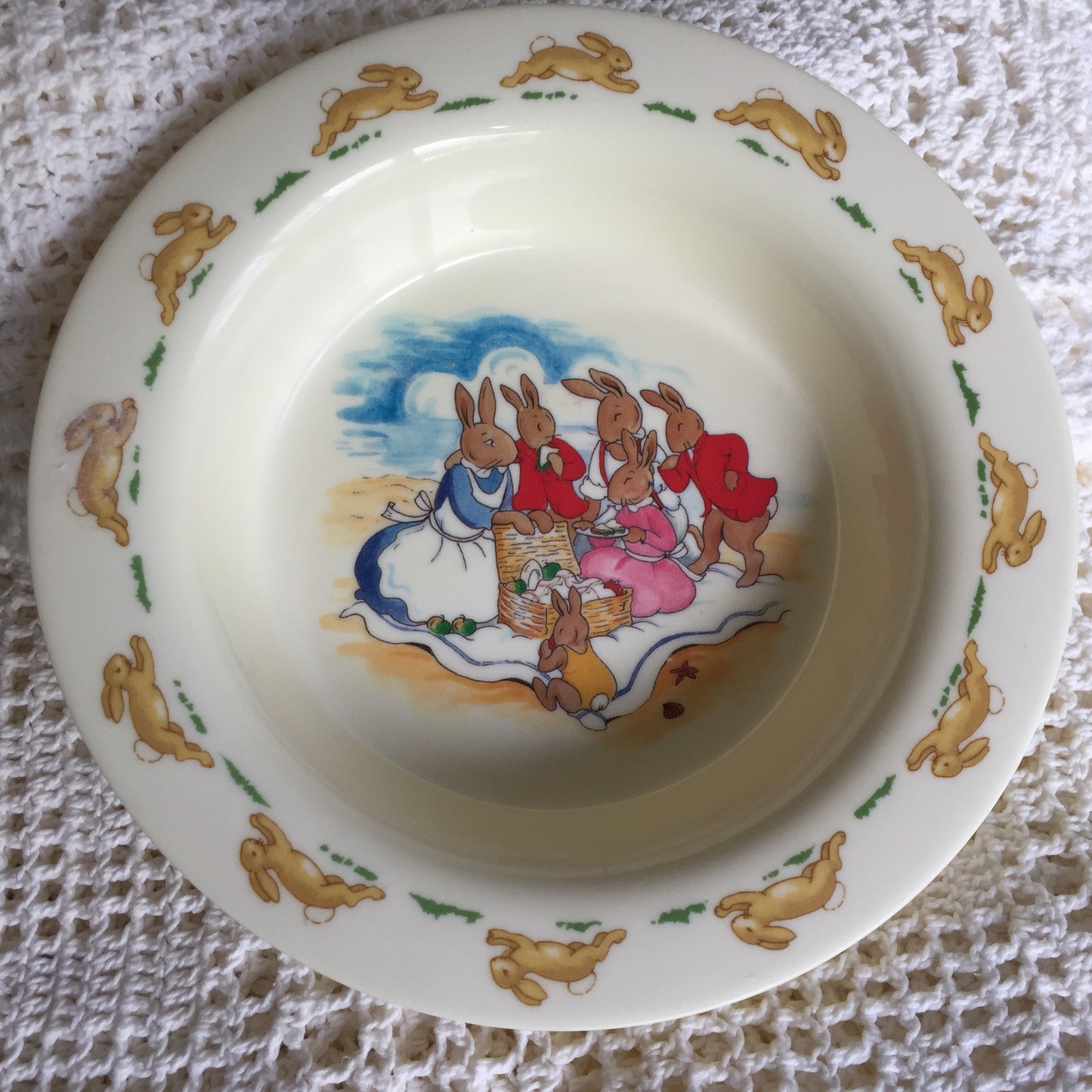 Vintage Royal Doulton Bunnykins Melamine Children's Bowl / Plate