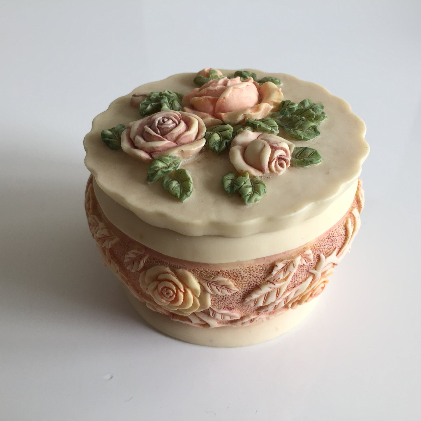 Vintage Madiggan Canterbury Rose “Hand Cast” Ceramic Ring Box