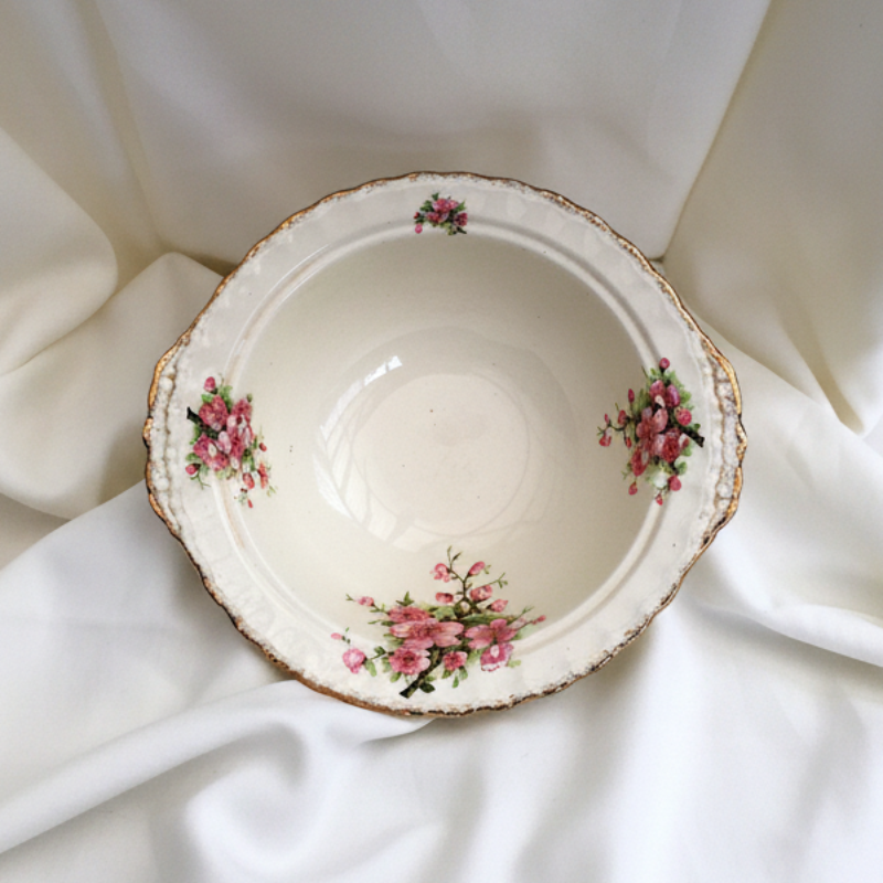Creampetal Grindley Vegetable Serving Bowl with Peach Blossom Pattern