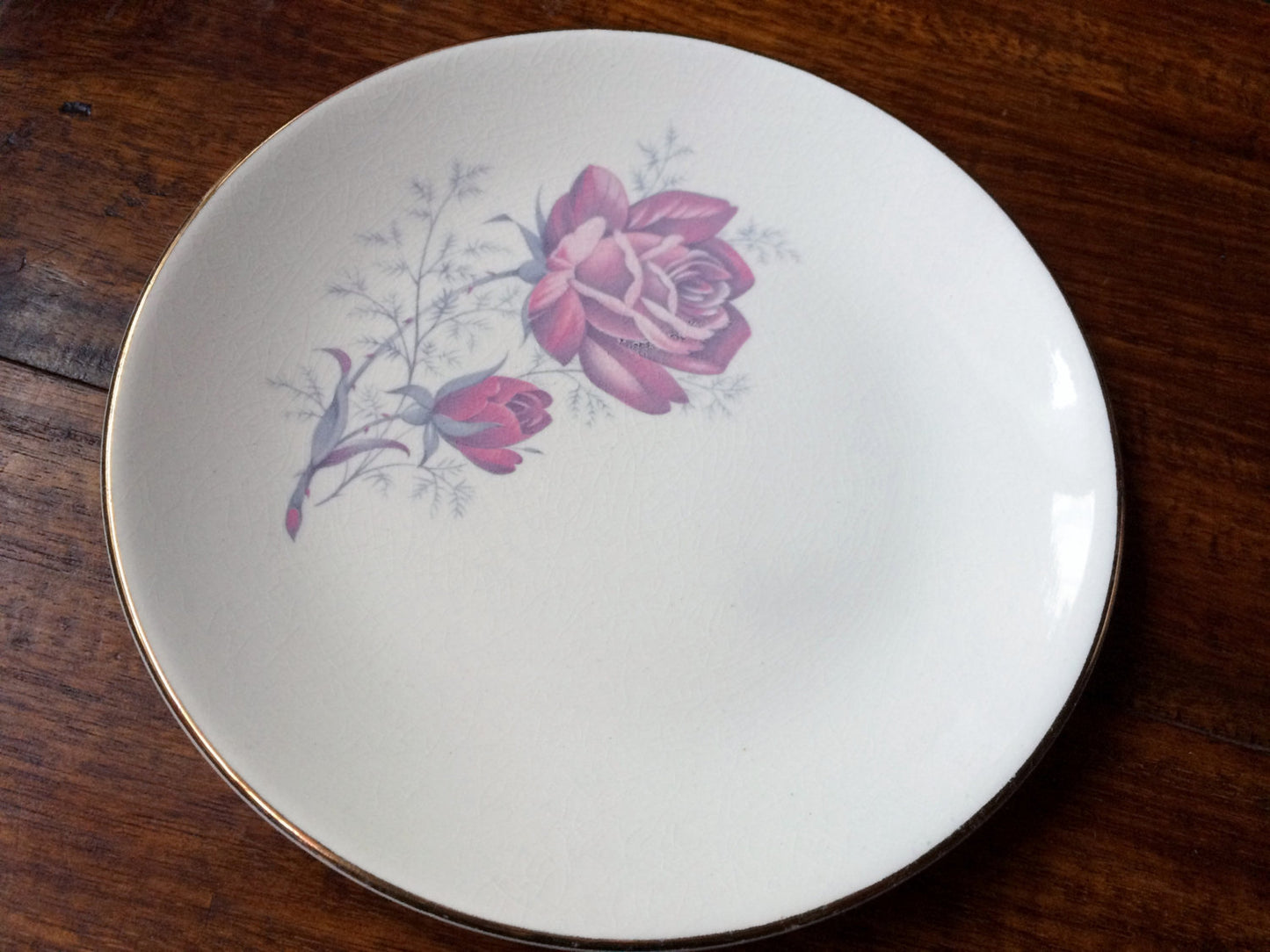 Vintage Swinnertons Staffordshire "Luxor Vellum" Side Plate with Red Roses