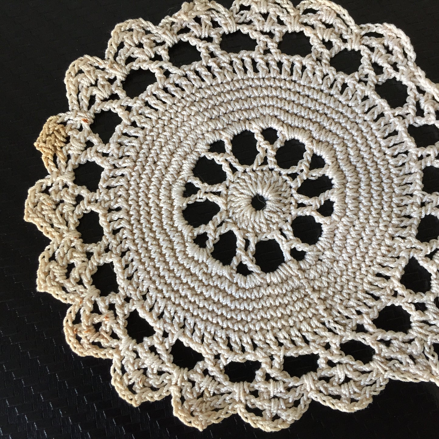 Mid-century Vintage Crochet Lace 3 Pce Ecru Cotton Dressing Table Duchess Set
