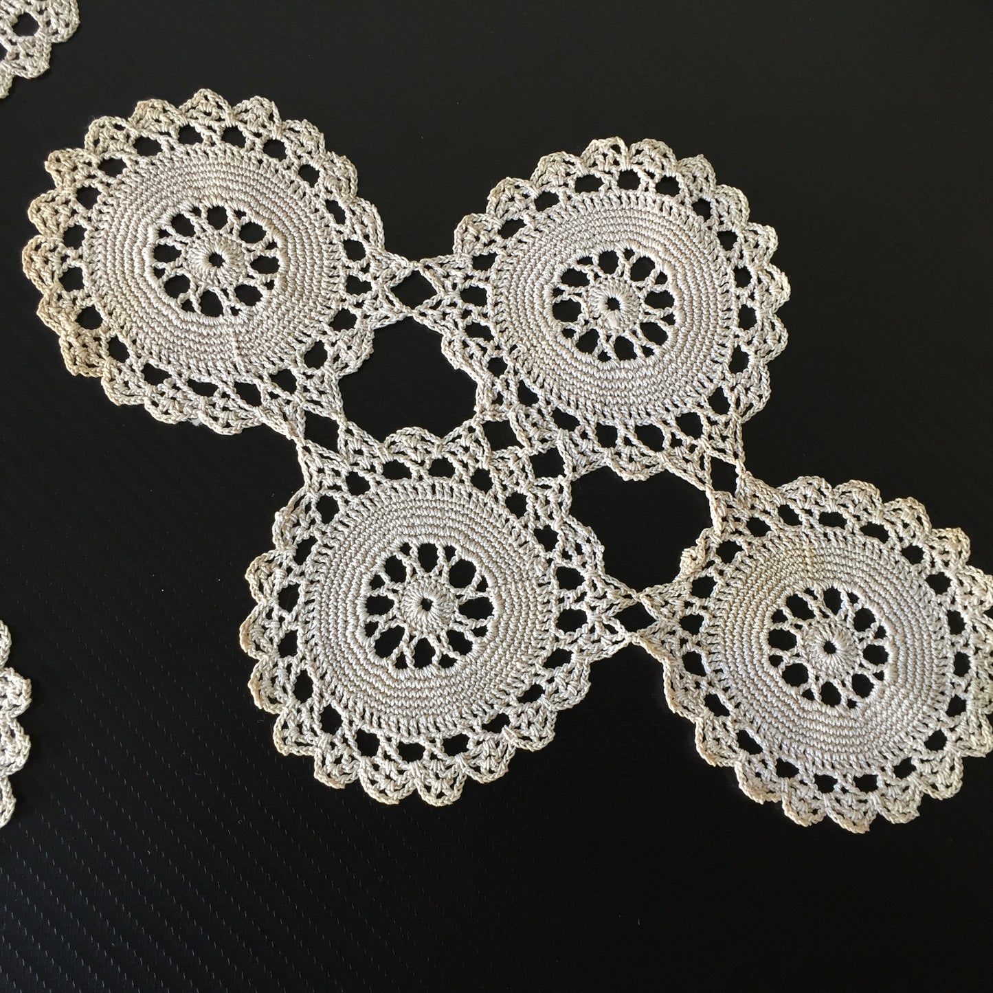 Mid-century Vintage Crochet Lace 3 Pce Ecru Cotton Dressing Table Duchess Set