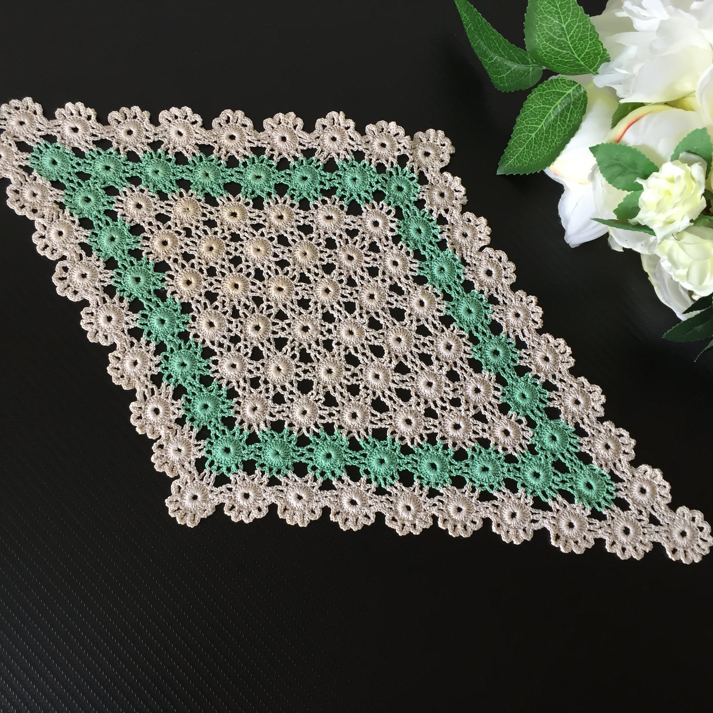Vintage Crochet Lace Doily | Table Centre Mat | Beige & Green Floral Pattern