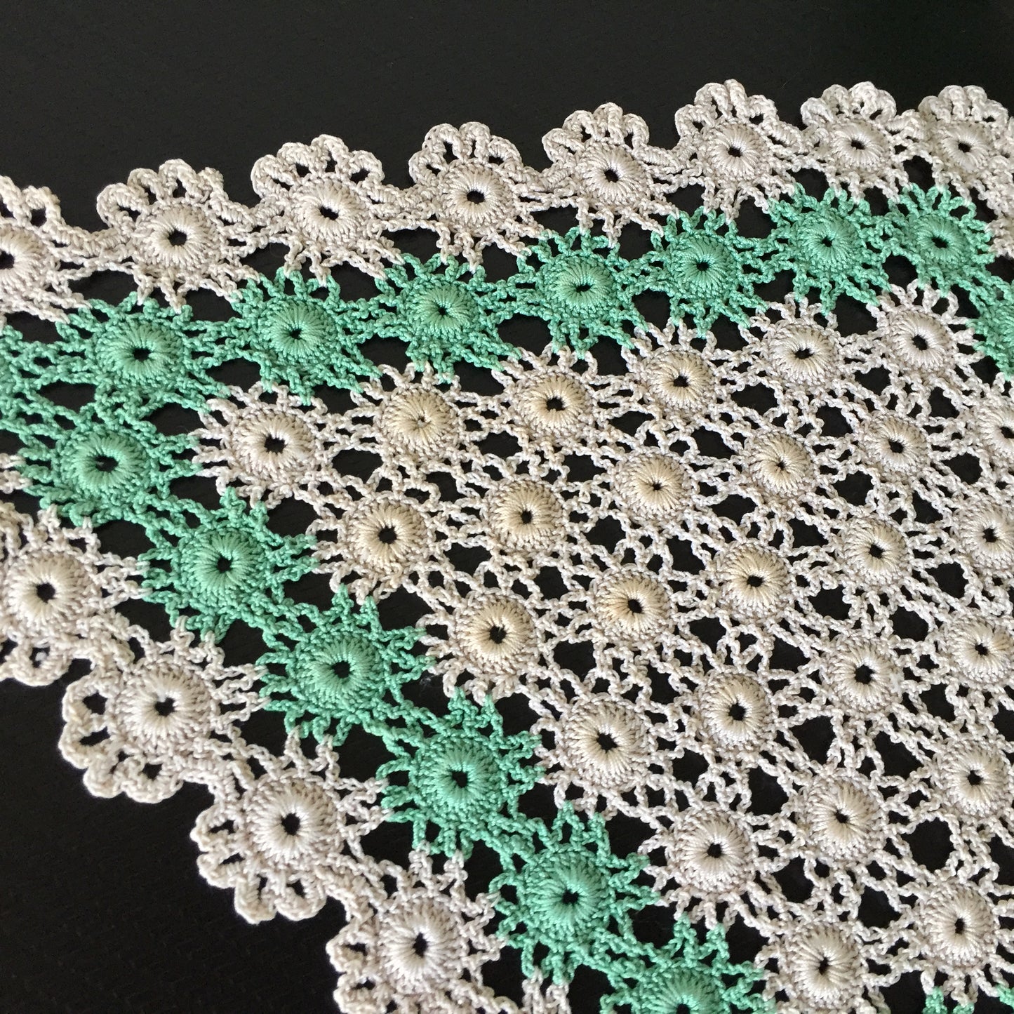Vintage Crochet Lace Doily | Table Centre Mat | Beige & Green Floral Pattern