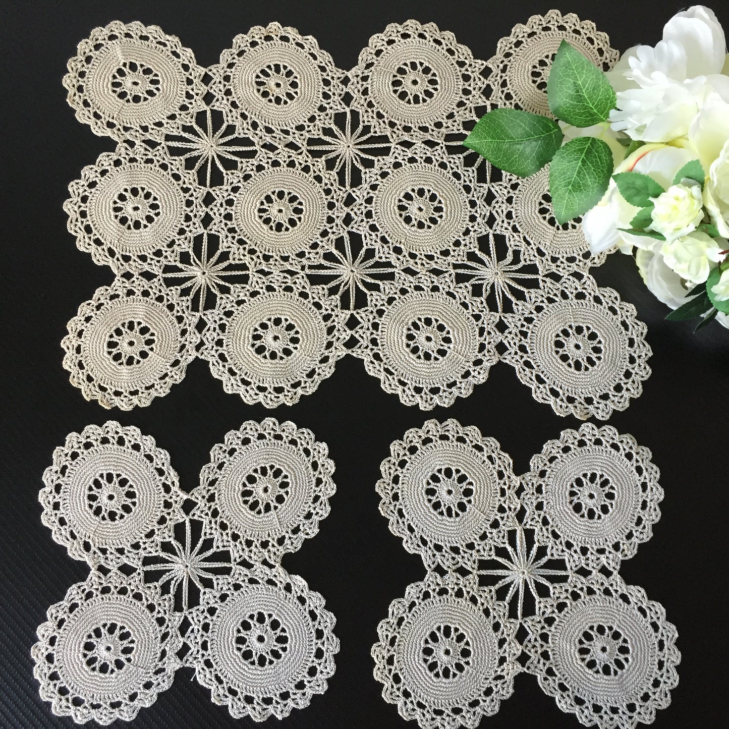 Mid-century Vintage Crochet Lace 3 Pce Ecru Cotton Dressing Table Duchess Set