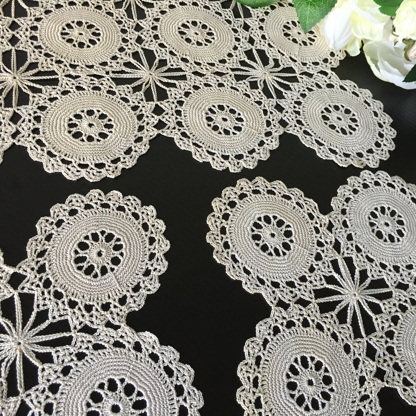 Mid-century Vintage Crochet Lace 3 Pce Ecru Cotton Dressing Table Duchess Set
