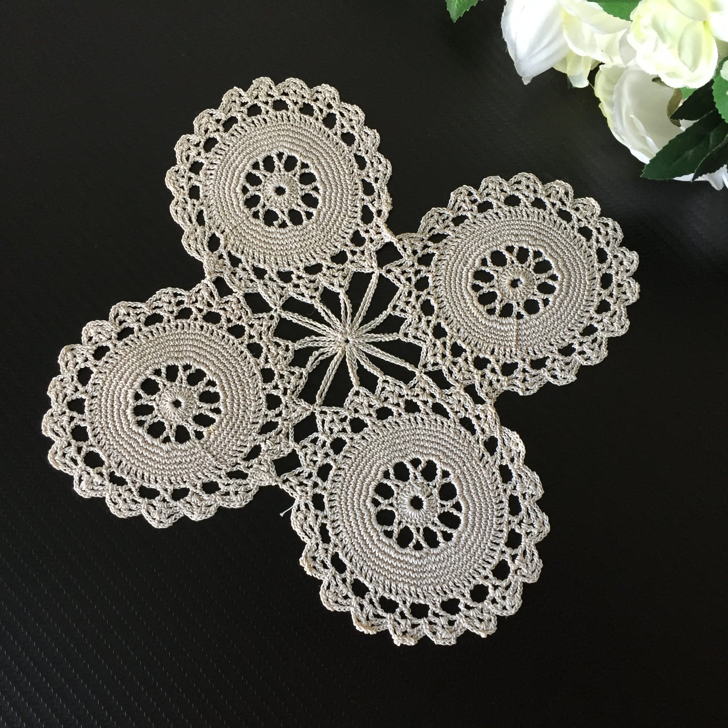 Mid-century Vintage Crochet Lace 3 Pce Ecru Cotton Dressing Table Duchess Set