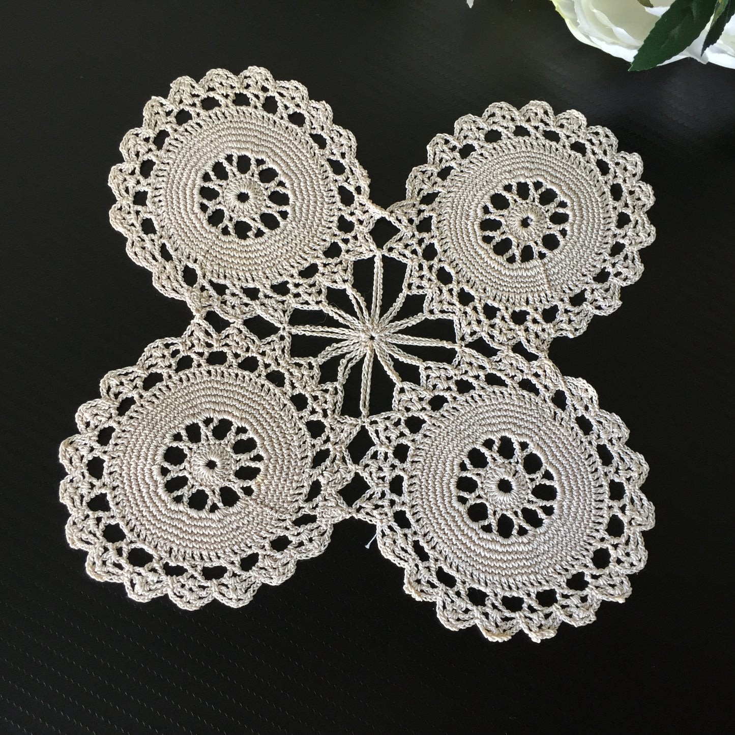 Mid-century Vintage Crochet Lace 3 Pce Ecru Cotton Dressing Table Duchess Set