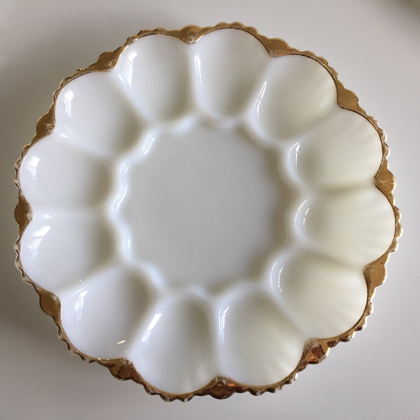 Vintage Anchor Hocking Milk Glass Fruit Bowl, White with 22K Gold Trim, Grape Pattern