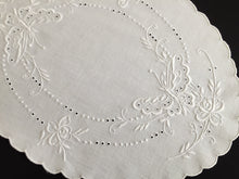 Load image into Gallery viewer, Vintage Hand Embroidered Oval Broderie Anglaise Table Centre Doily with Butterflies