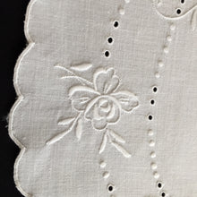 Load image into Gallery viewer, Vintage Hand Embroidered Oval Broderie Anglaise Table Centre Doily with Butterflies