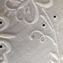 Load image into Gallery viewer, Vintage Hand Embroidered Oval Broderie Anglaise Table Centre Doily with Butterflies