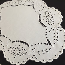 Load image into Gallery viewer, Large Oval Vintage Broderie Anglaise / Madeira Cutwork Embroidered White Linen Doily