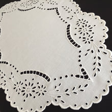 Load image into Gallery viewer, Large Oval Vintage Broderie Anglaise / Madeira Cutwork Embroidered White Linen Doily