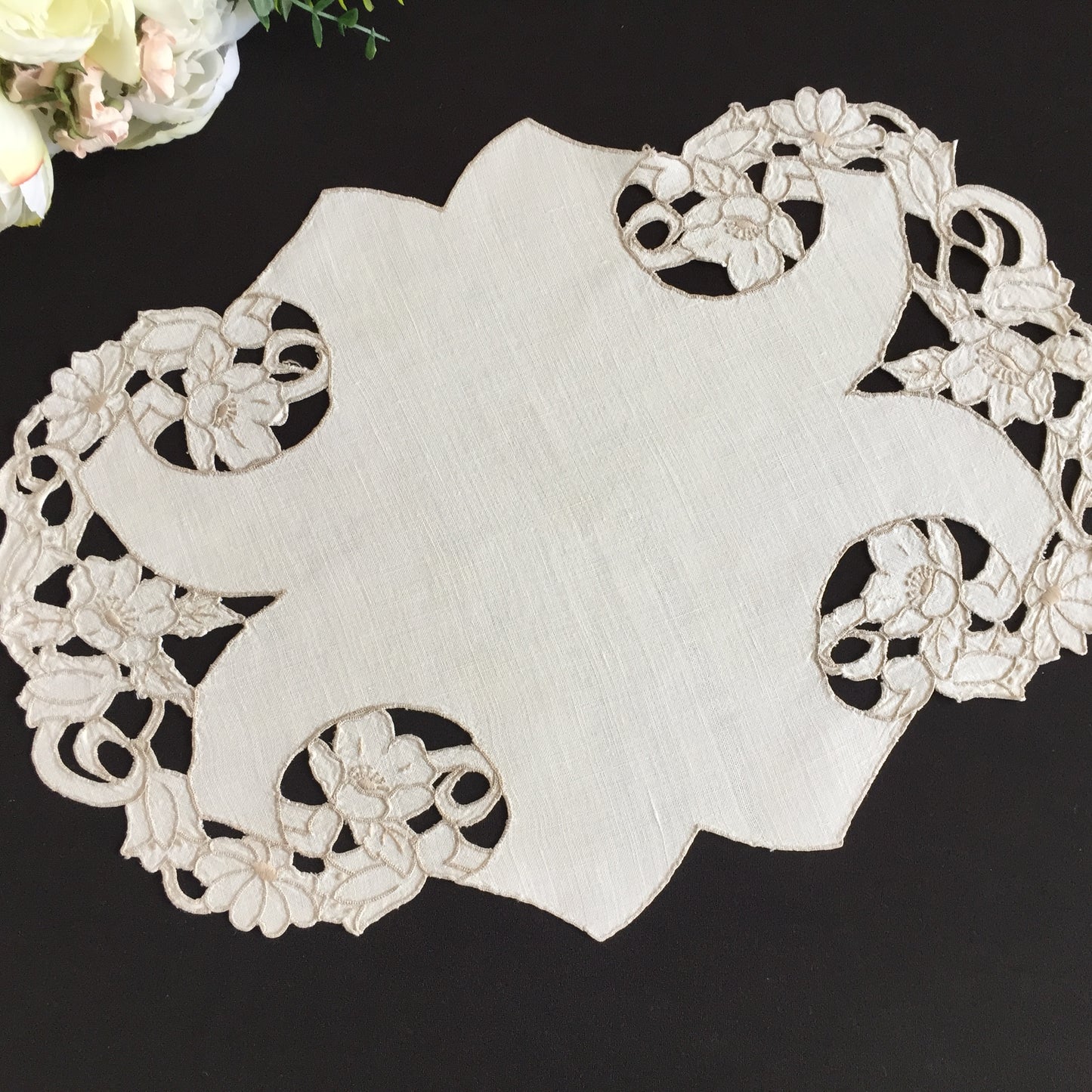 Edwardian Antique Hand Embroidered Madeira Cutwork Beige Floral Table Centre Mat
