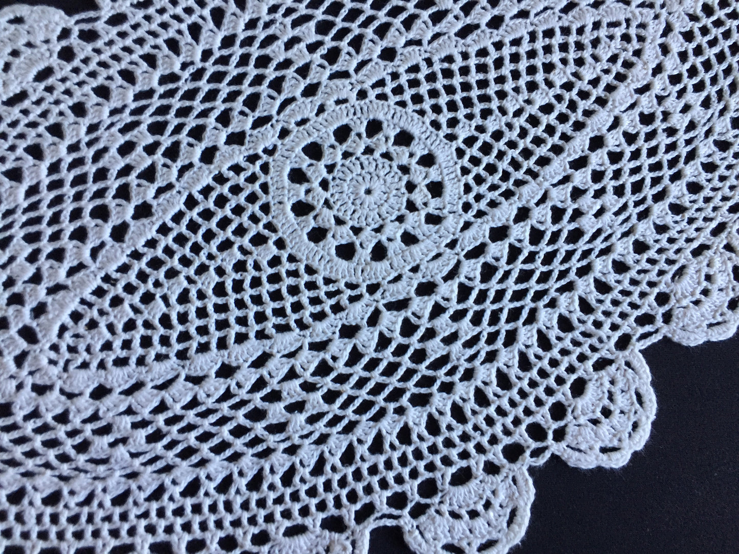 Vintage Oblong Off-white Cotton Crochet Lace Table Centre Doily | Tray Cloth