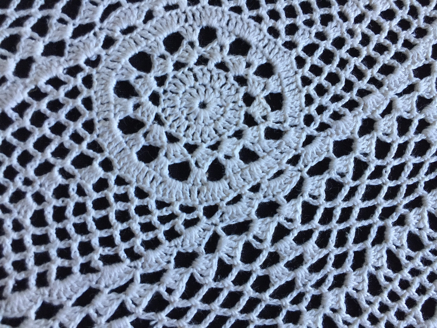 Vintage Oblong Off-white Cotton Crochet Lace Table Centre Doily | Tray Cloth
