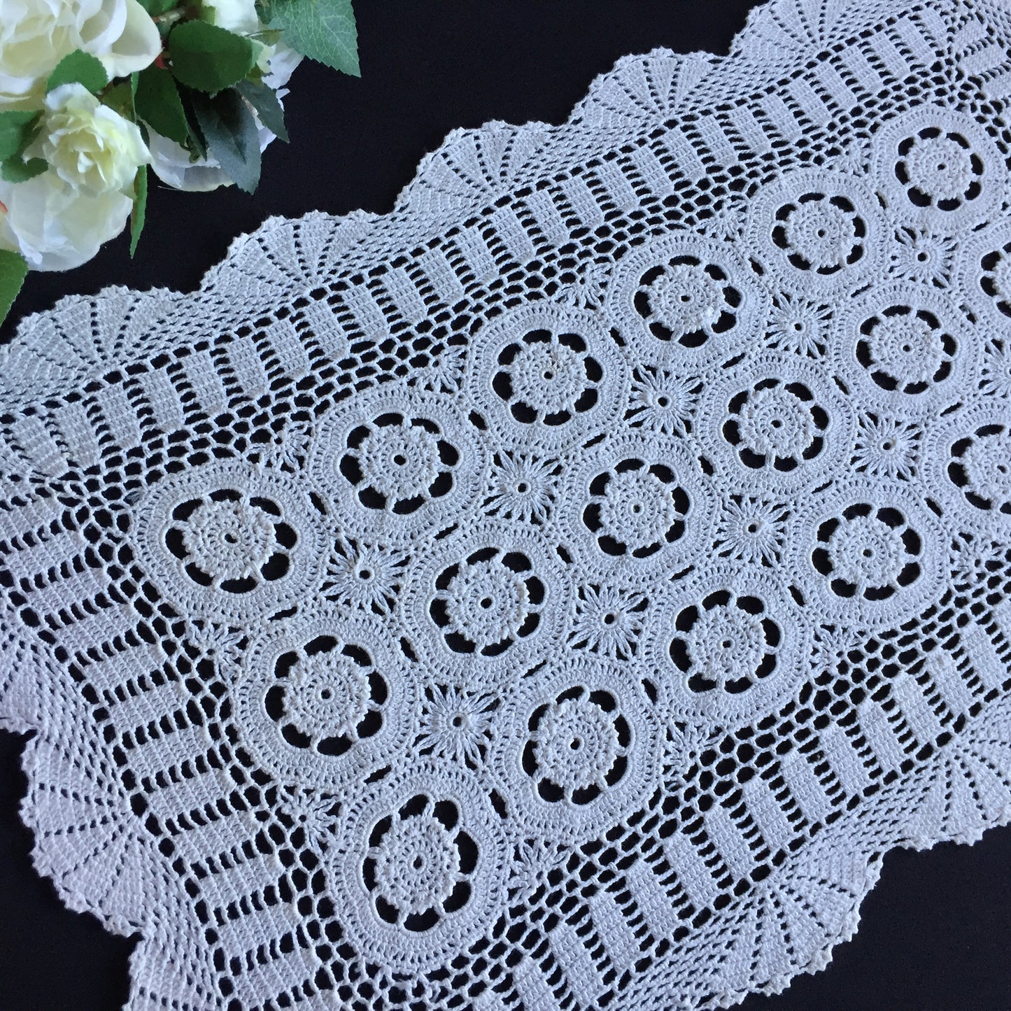 Small Vintage Crochet Lace Coffee Table Runner or Centrepiece