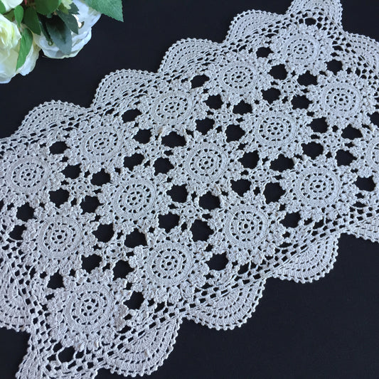 1980s Vintage Oblong Crochet Lace Tea Tray Cloth | Placemat