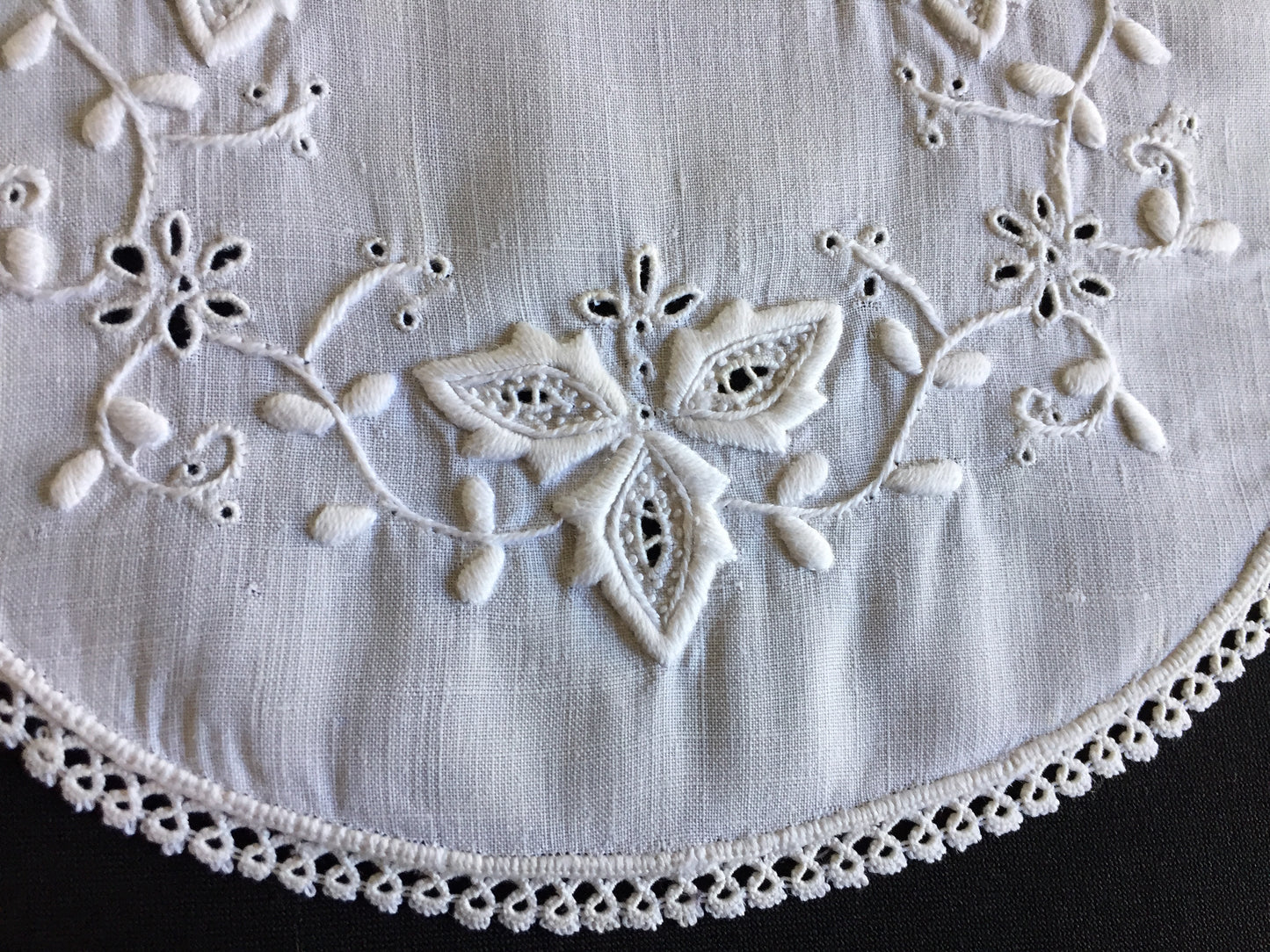 Edwardian Antique Hand Embroidered Cutwork Broderie Anglaise Doily