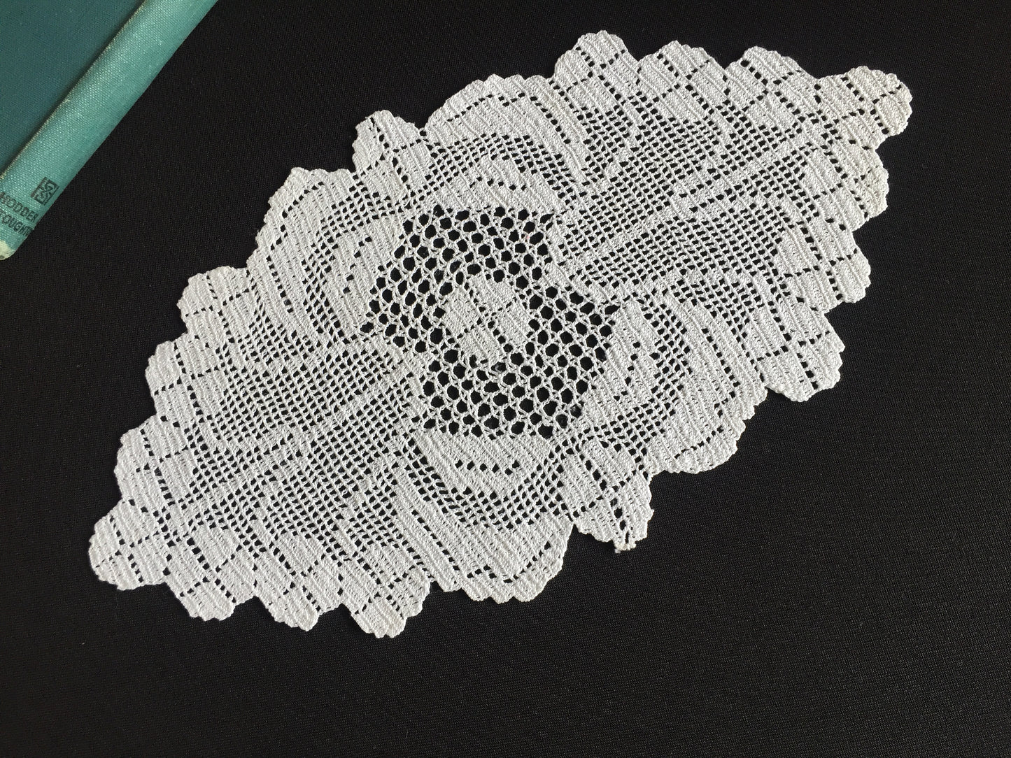 Edwardian Antique White Filet Crochet Lace Sandwich Doily