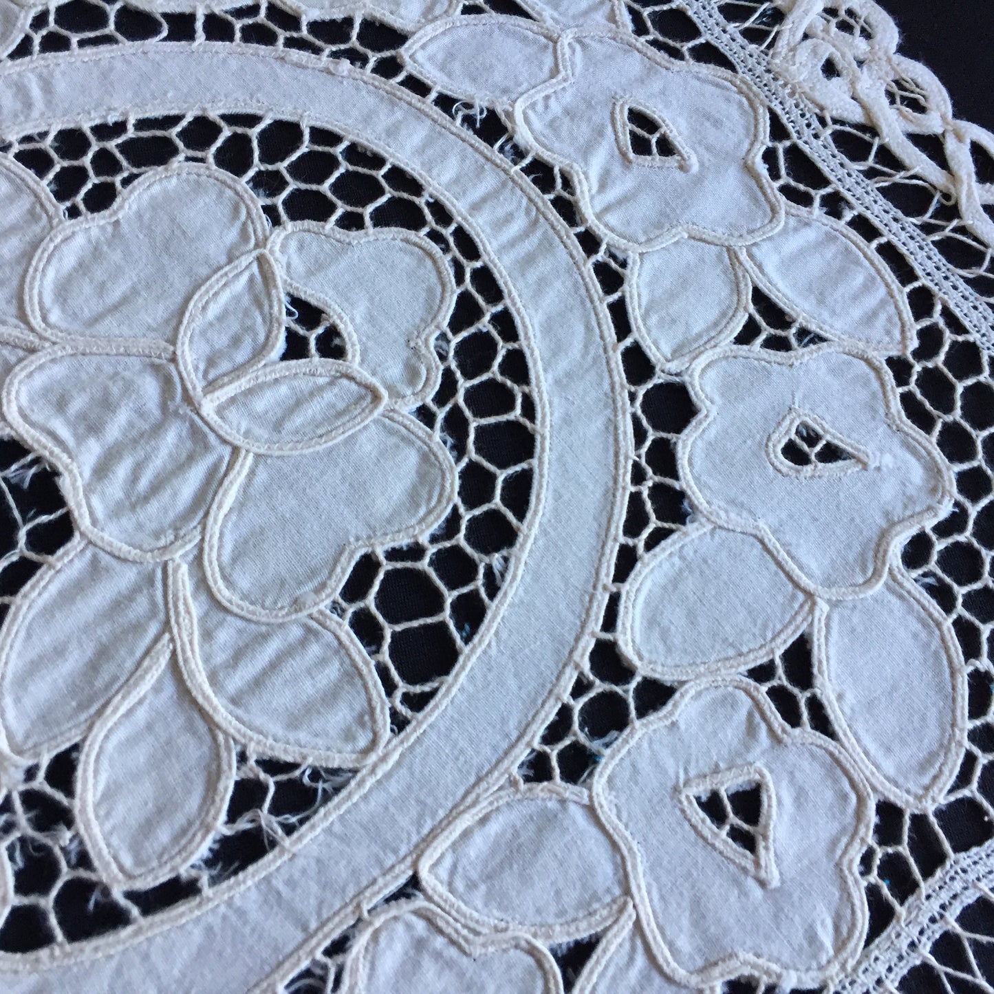 Vintage Machine Embroidered Cutwork Table Runner | Centrepiece Ivory Cotton