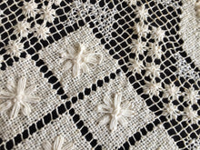 Load image into Gallery viewer, Edwardian Vintage MONDANO Filet Lace Beige Cotton Rectangular Placemat Doily