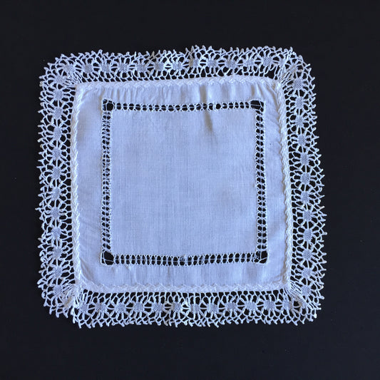 Edwardian Antique Hand Embroidered White Linen Doily with Bobbin Lace Edging