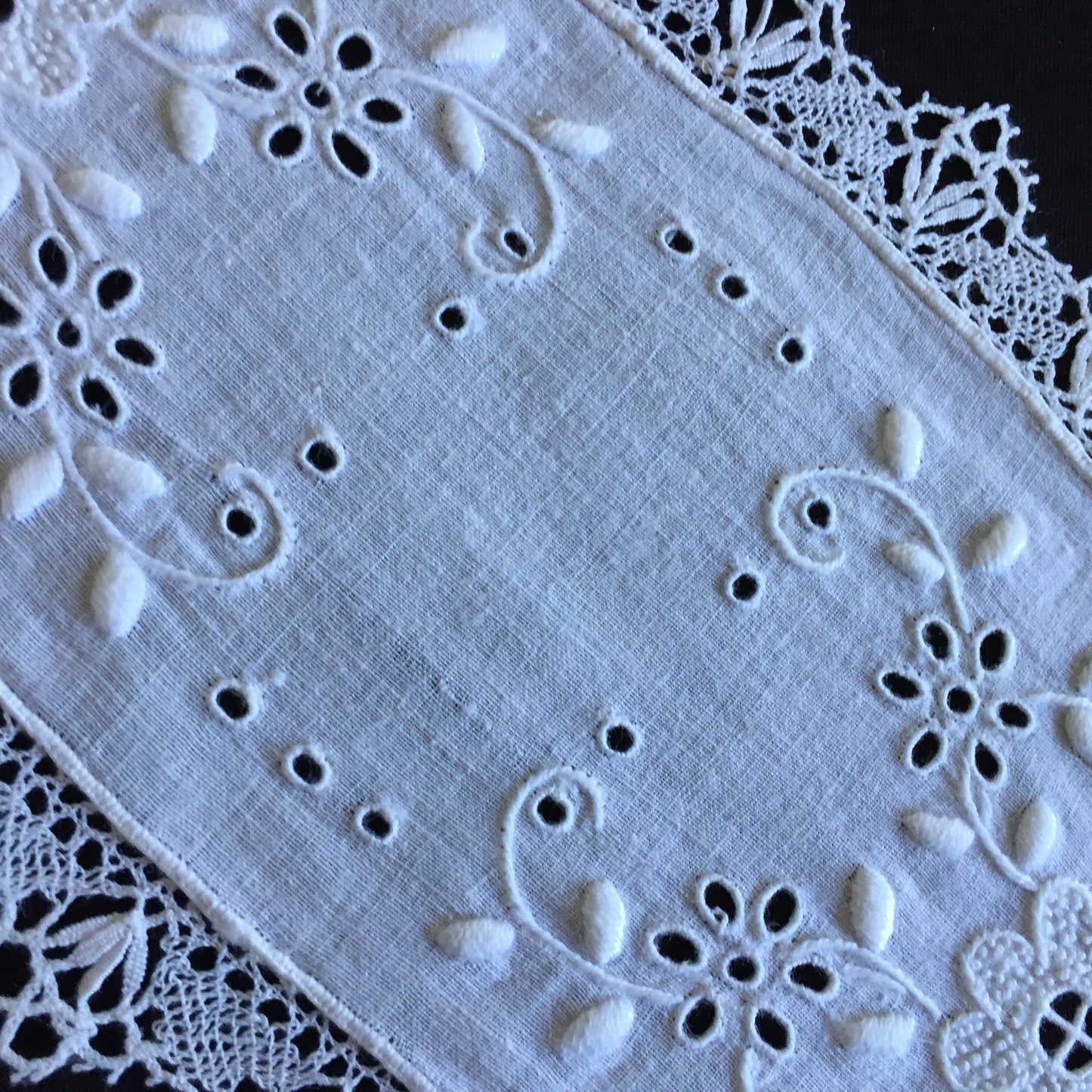 Edwardian Antique Hand Embroidered Whitework Linen and Lace Sandwich Tray Doily