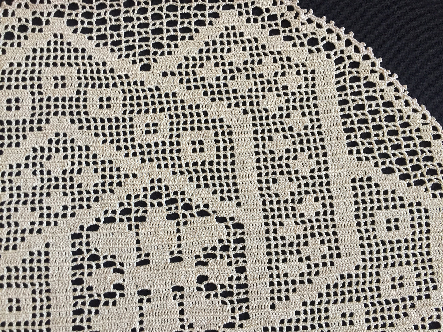 ARABESQUE D'Oyley Mary Card Designed Crochet Lace Doily (USA Chart No 10) Extremely Rare Collectible