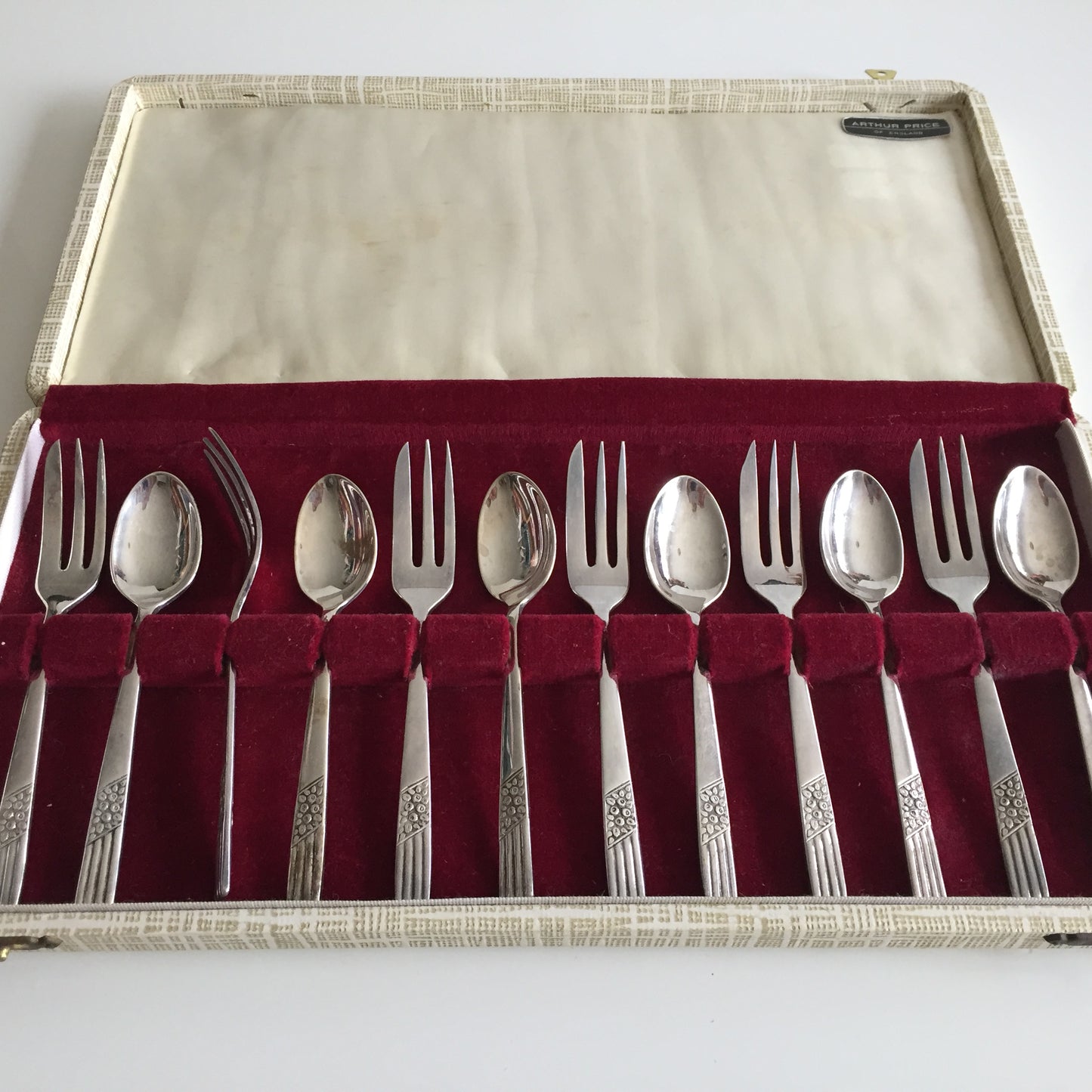 Vintage Arthur Price 12 Pce Silver-Plated Dessert Cutlery Set