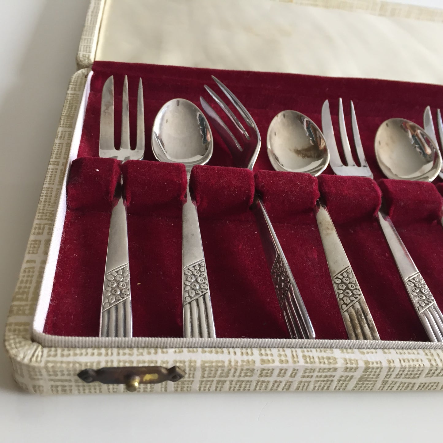 Vintage Arthur Price 12 Pce Silver-Plated Dessert Cutlery Set
