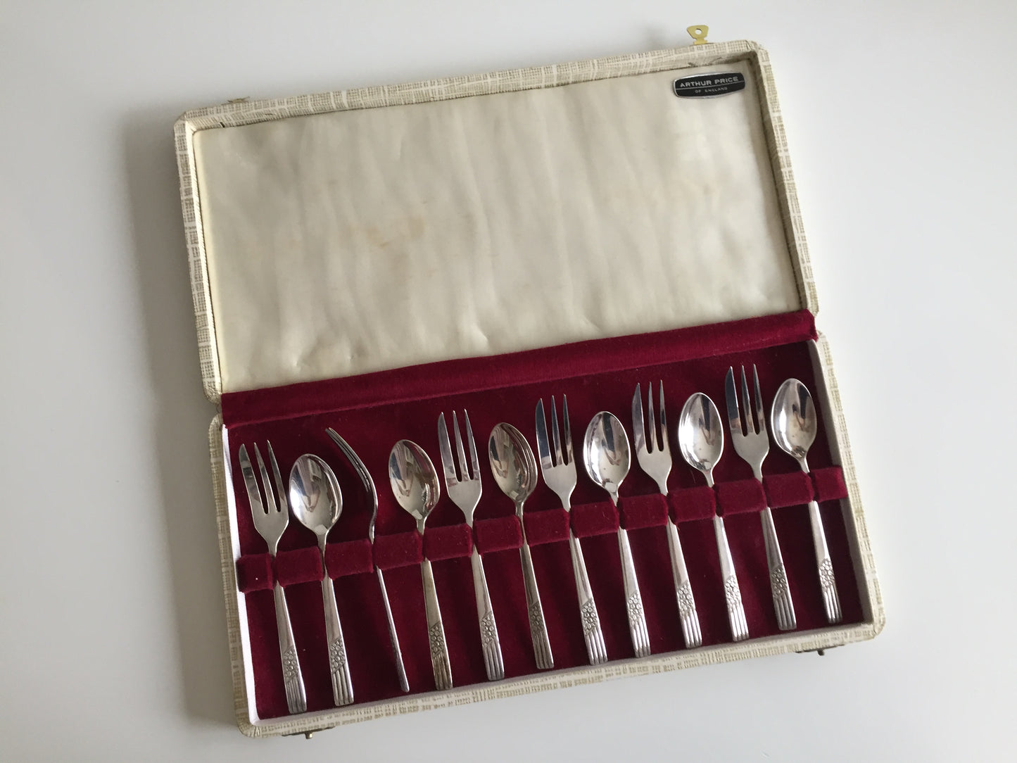 Vintage Arthur Price 12 Pce Silver-Plated Dessert Cutlery Set